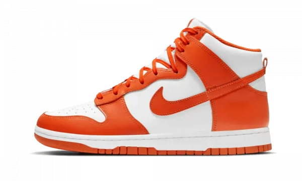 Revivez l'histoire du basketball avec la Nike Dunk High Syracuse. Une sneaker légendaire qui incarne l'esprit de compétition et le style vintage.