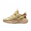 Découvrez l'élégance artisanale de la Nike Huarache Craft Sable. Un mariage parfait entre tradition et modernité, offrant un confort inégalé et un style distinctif pour chaque démarche.