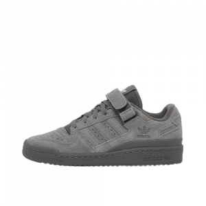 Redécouvrez l'héritage classique avec l'Adidas Forum Low J. Une icône de la sneaker réinventée pour la nouvelle génération de streetwear.