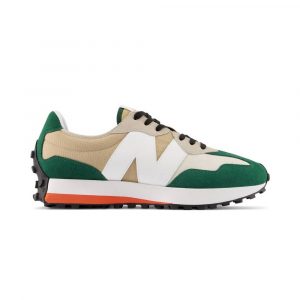 Explorez l'alliance de l'élégance et de la performance avec la New Balance MS327SP. Une sneaker contemporaine qui incarne le style urbain avec une touche de modernité.